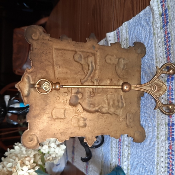 PRICE DROP!Antique BRADLEY & HUBBARD Easel Back Wall Plaque - Picture 4 of 6